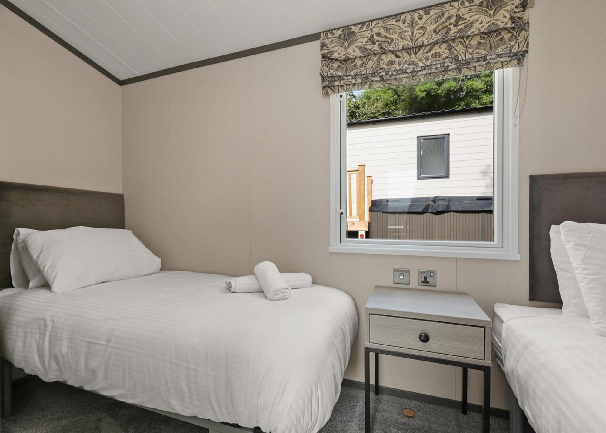 Noble Court Holiday Park Narberth Szoba fotó